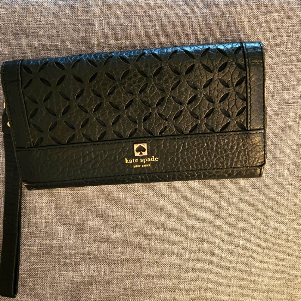 Kate Spade Perri Lane Linney Wallet/Wristlet W/ Beautiful Cutout Detail